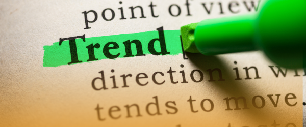 Como identificar pautas em alta e tendências com monitoramento de notícias